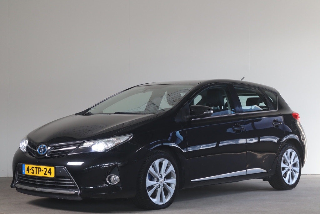 Toyota Auris 1.8 Hybrid Executive - NL- Auto!! 54546899-0.jpg | Autobedrijf van Lieshout